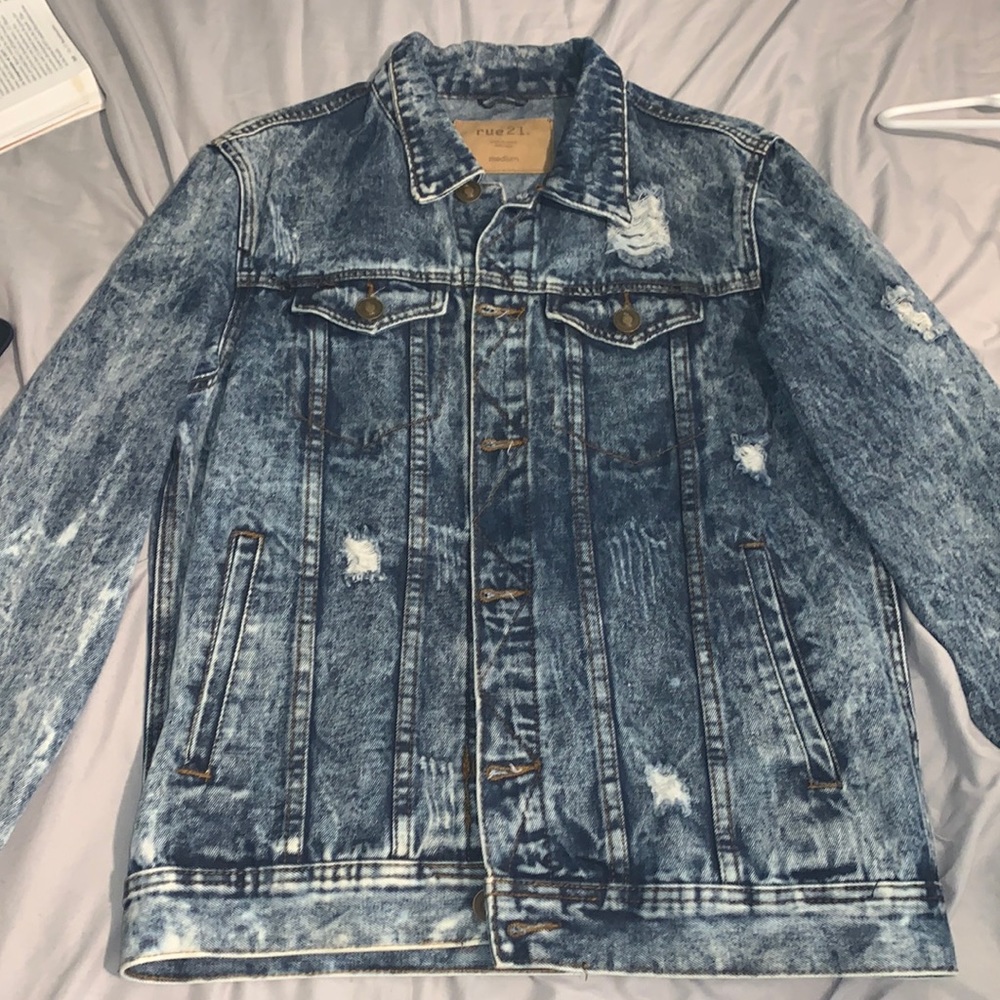 Amazing Jean Jacket by Rue 21 | Fashion Torn | Amazing Quality. Gonna miss it.